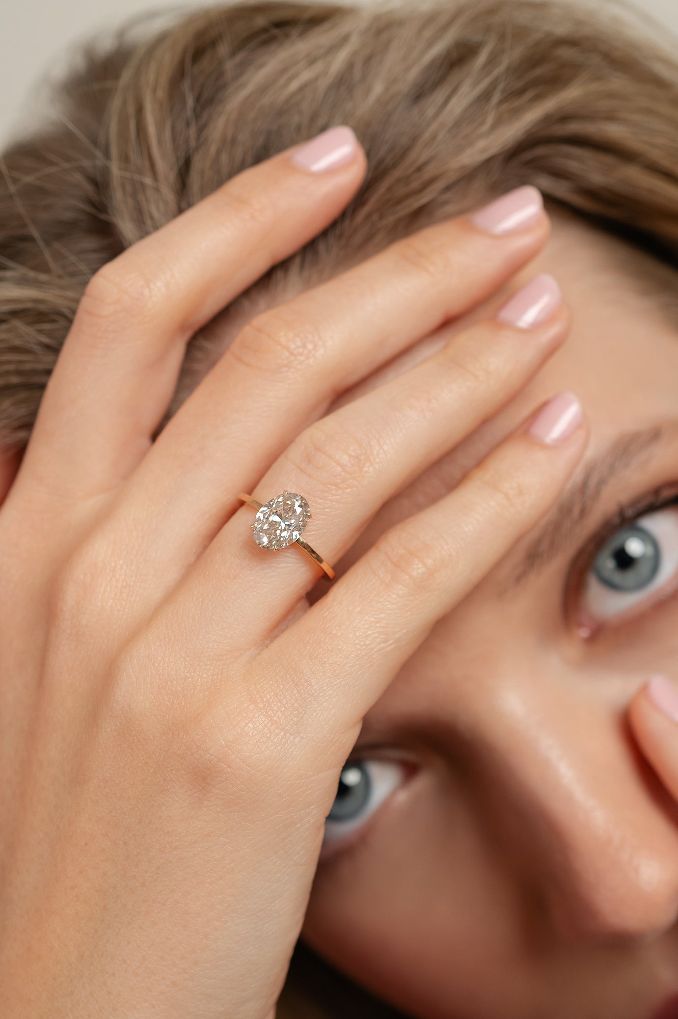 Champagne Oval-cut Ring